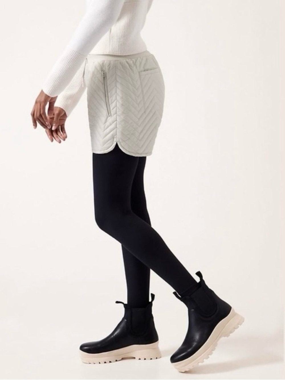 ATHLETA Apres Quilted Ski Short Cream Size 16 - Picture 2 of 11